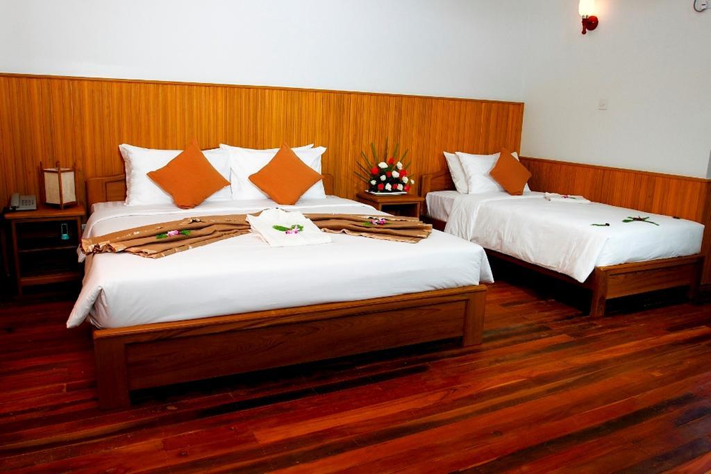 Inle Lotus Hotel Nyaung Shwe Buitenkant foto