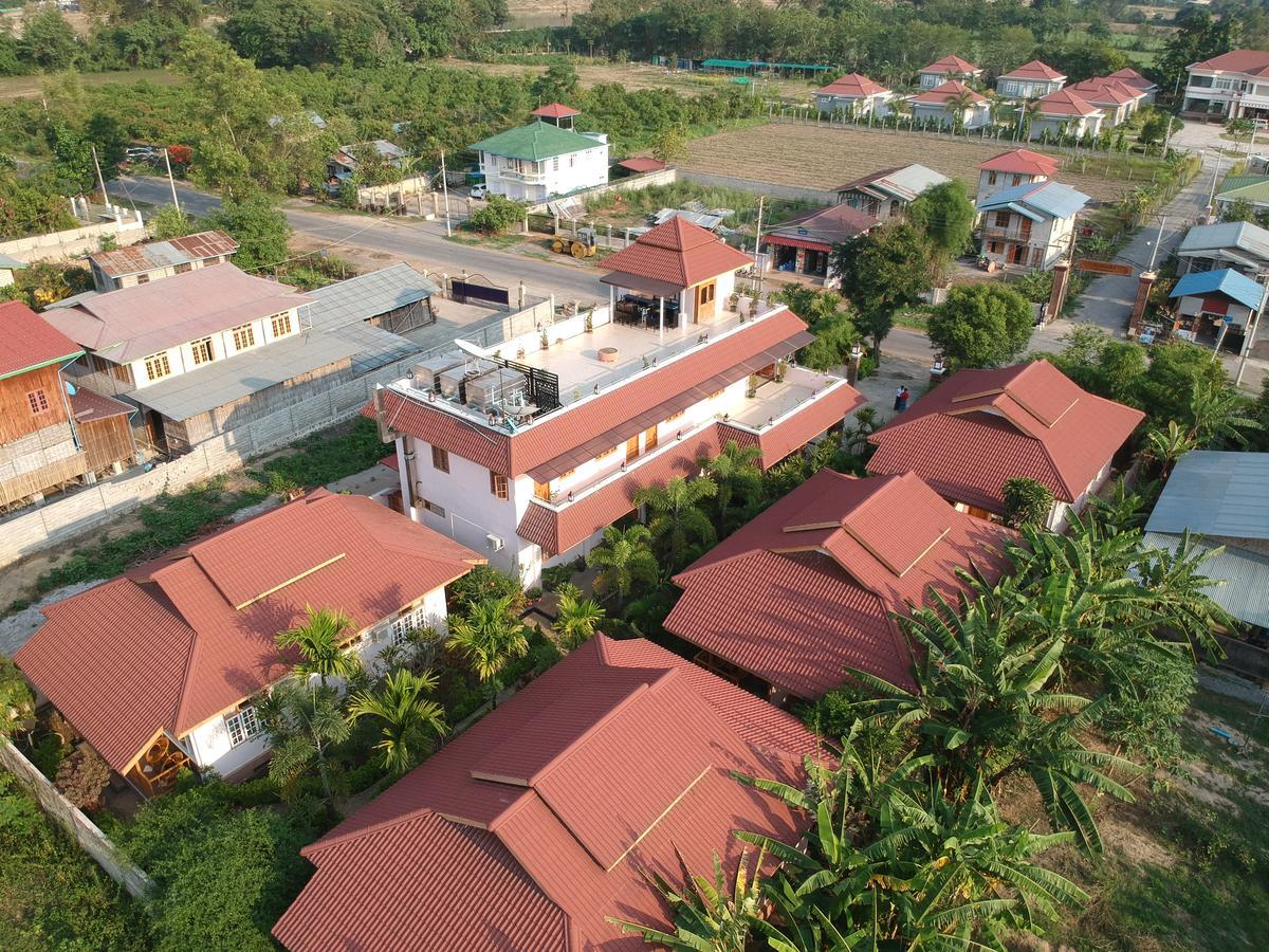 Inle Lotus Hotel Nyaung Shwe Buitenkant foto