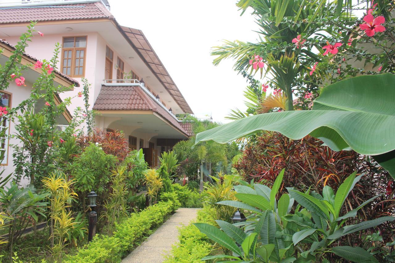 Inle Lotus Hotel Nyaung Shwe Buitenkant foto